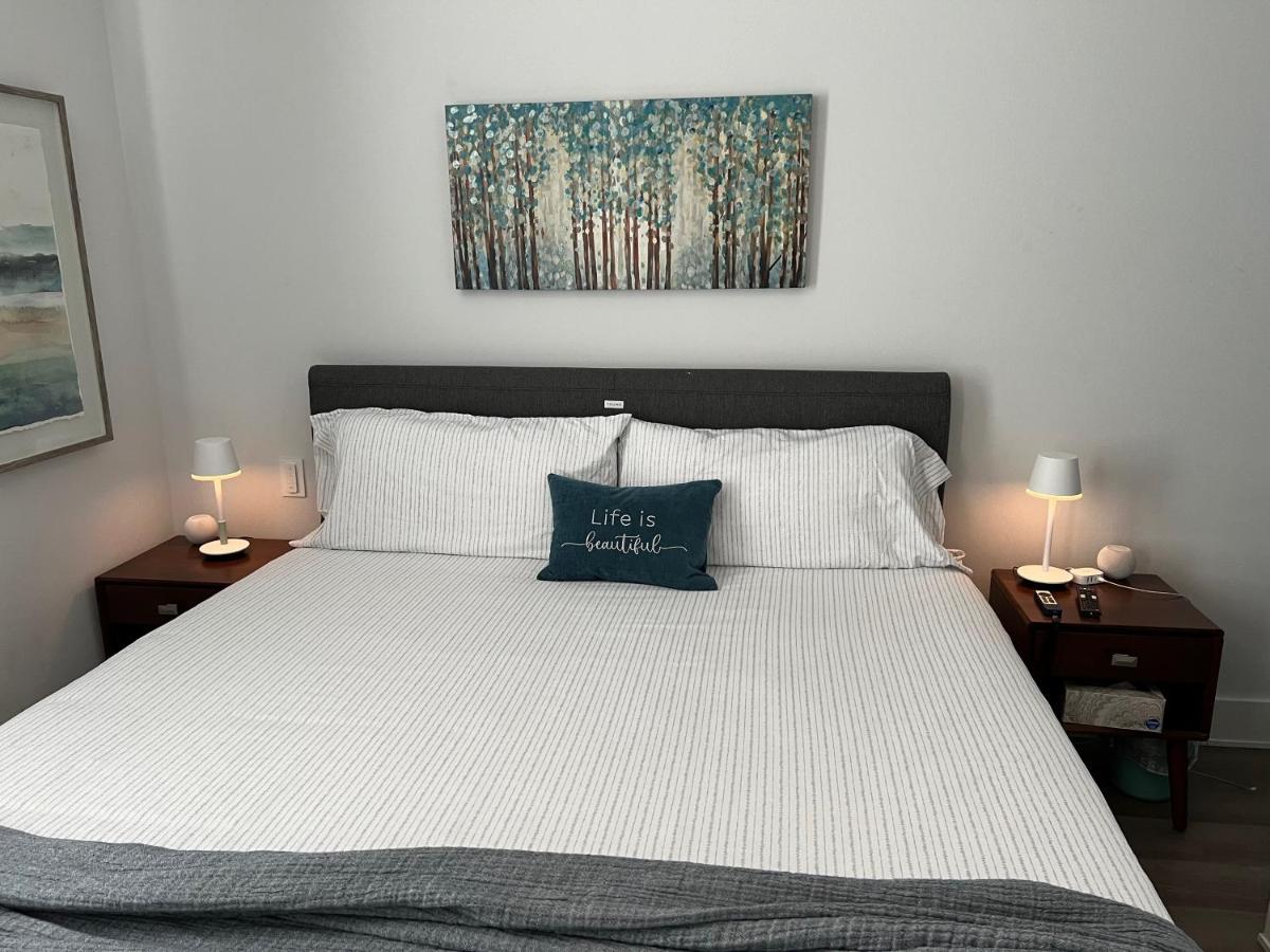 New Centennial Park Luxury Smart Home W Courtyard Fayetteville Eksteriør billede